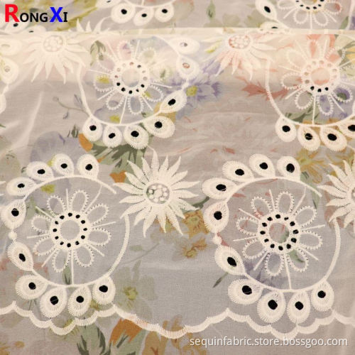 Tissu en mousseline de soie de vente chaude à bas prix